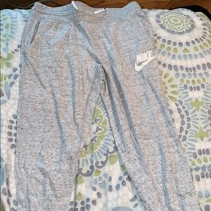 grey nike joggers